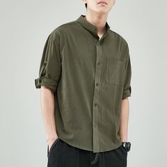 亜麻のシャツの男性の半袖の夏の白いシャツのゆったりした中国風の綿麻の半袖の7分のごろつきの男性は服を詰めます。
