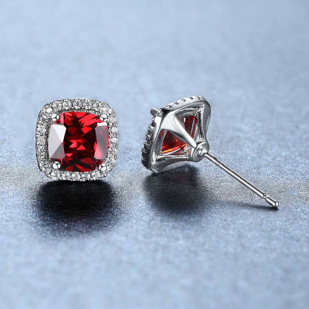 Fashion Geometric Copper Inlay Zircon Ear Studs 1 Pair