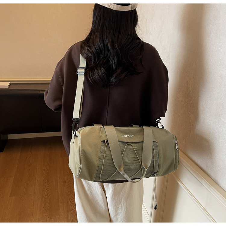 New Trendy Handheld Short-Distance Travel Bag Women's Fashion Lightweight Shoulder Crossbody Gym Bag with Independent Shoe Compartment Business Trip Luggage Bag