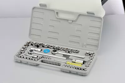 Factory direct 52-piece hardware tool combination set sleeve Rod ratchet wrench auto and motorcycle repair tools