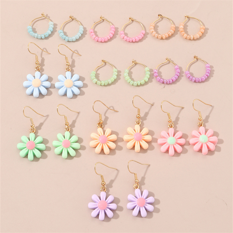 1 Set Simple Style Flower Plating Plastic Drop Earrings display picture 8