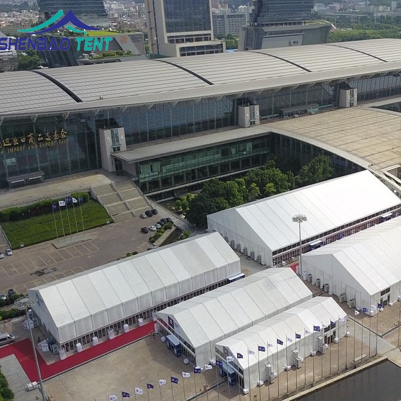 厂家供应草地浪漫婚礼宴会篷房 白色透明PVC布遮阳防雨帐篷