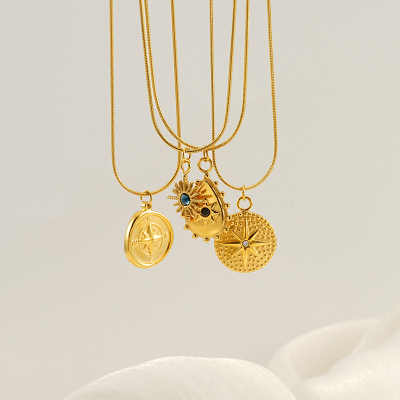 Nuevo estilo de moda red viento collar de acero inoxidable de ocho estrellas mujeres ins viento colgante de metal de acero collar de clavícula de acero mujeres