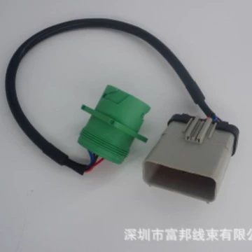 Male 14 pin APEX2.8 to J1939