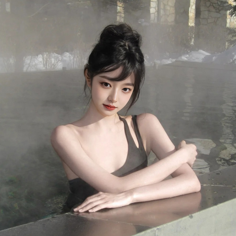 trajes de baño de mujer en 2025 explosión delgada spa sexy puro deseo de alta calidad bikini negro al por mayor