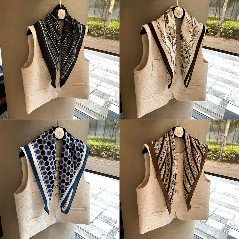 High-End Herringbone Pattern Silk Scarf for Women, New Spring and Autumn Versatile Decorative Neck Scarf, Fashionable Printed Small Square Scarf High-End Herringbone Pattern Silk Scarf for Women, New Spring and Autumn Versatile Decorative Neck Scarf, Fashionable Printed Small Square Scarf