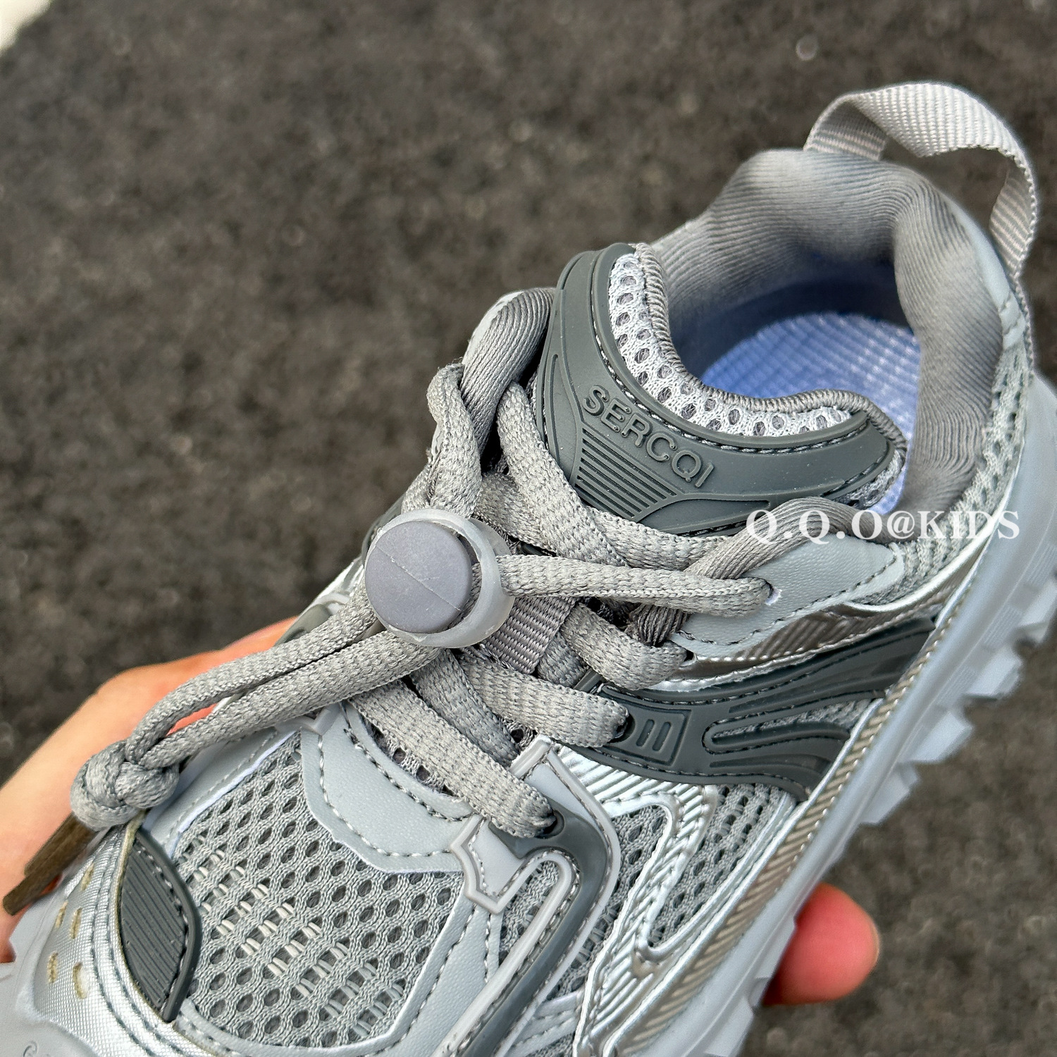 QQO Kinderschoenen 2023 Herfst Nieuwe Jongens Mode Tucker Tire Schoenen Antislip Sportschoenen Meisjes Papa schoenen_voghion.com
