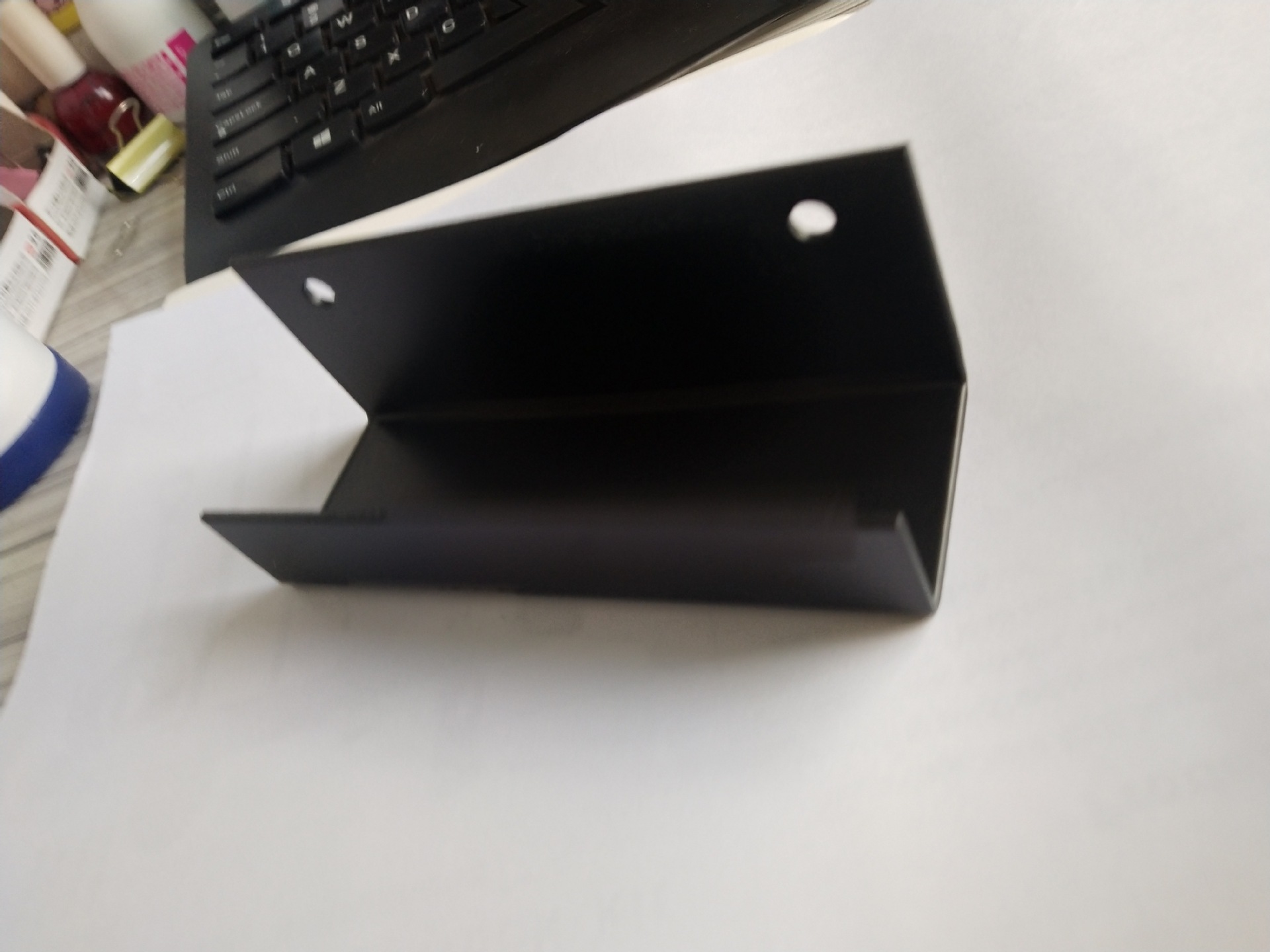 家用挂钩水管钩墙壁螺丝安装支架五金冲压产品