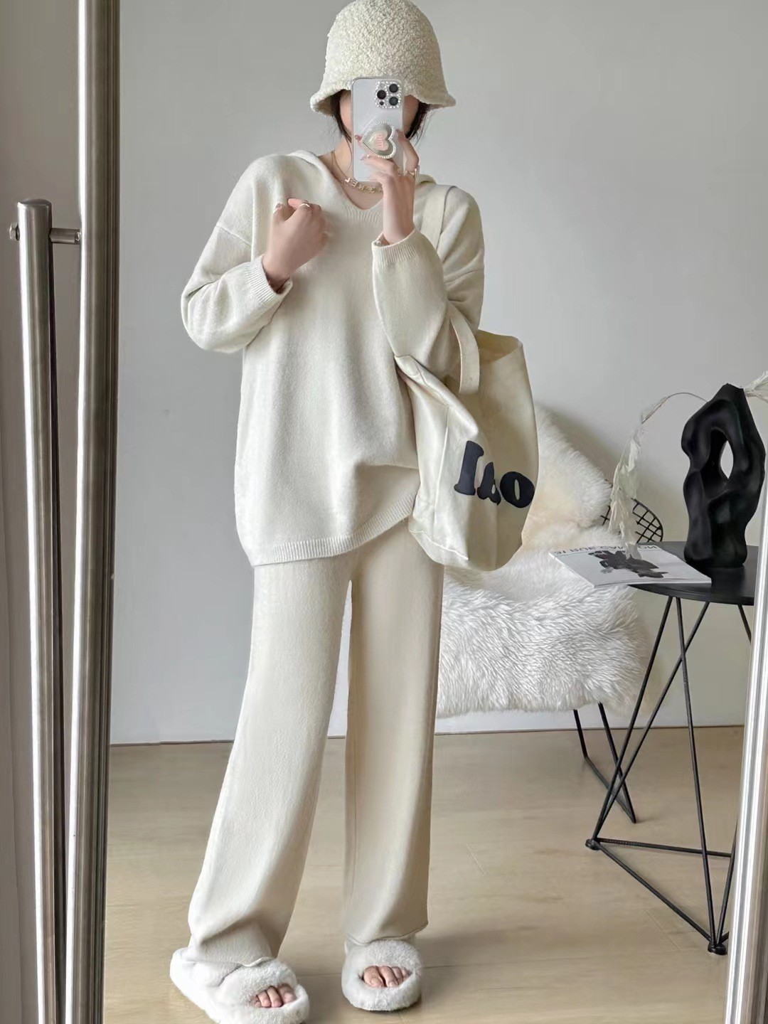 Pantaloni larghi a gamba larga in maglia alla moda casual coreana per le donne autunno e inverno nuovo articolo maglione con cappuccio di colore solido_voghion.com