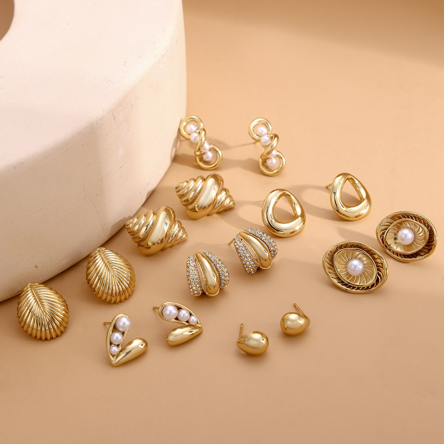 1 Ζεύγος Απλό Στύλ Γεωμετρικό Μοτίβο Αγάπη Σχήμα Καρδιάς. Ινλεί Χάλυβα Τιτανίου Μαργαριτάρι Σκουλαρίκια Με Σκουλαρίκια display picture 4