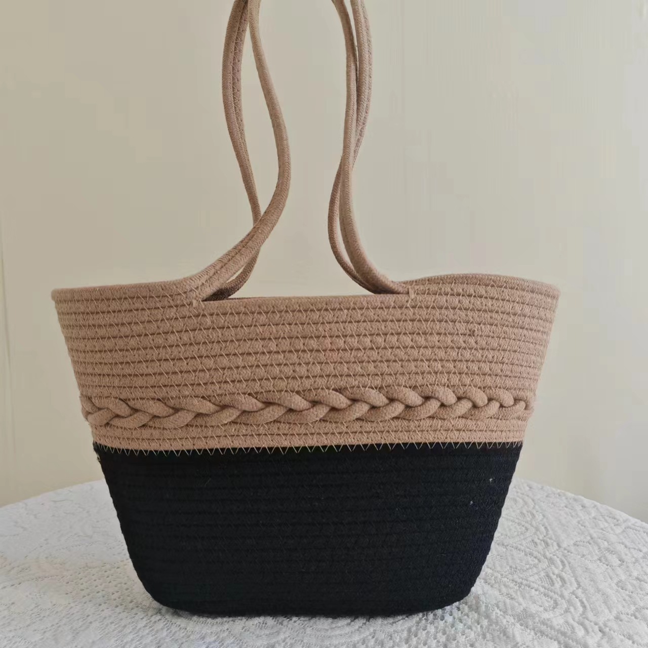 2024 primavera nuevo diseño de nicho bolso de mano de gran capacidad bolso de mano bolso de mujer casual bolso de moda occidental