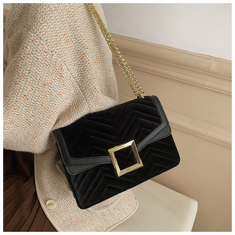 Autumn And Winter New Small Fragrance Rhombus Chain Bag Shoulder Messenger Bag display picture 3