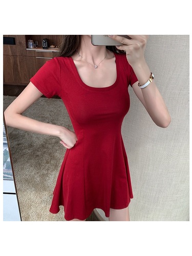 Fashion Youthful Slimming Dress 2025 New Summer Trendy and Elegant Skirt Short Length Small Figure Fitted Skirt