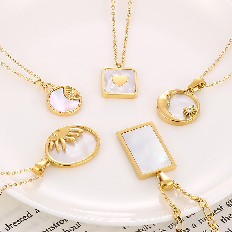 1 Piece Quantity Daily Occasion PVD Coated 18K Gold Plated Sun Moon Heart Shape 304 Stainless Steel Shell Sweet Waterproof Non Tarnish Pendant Necklace
