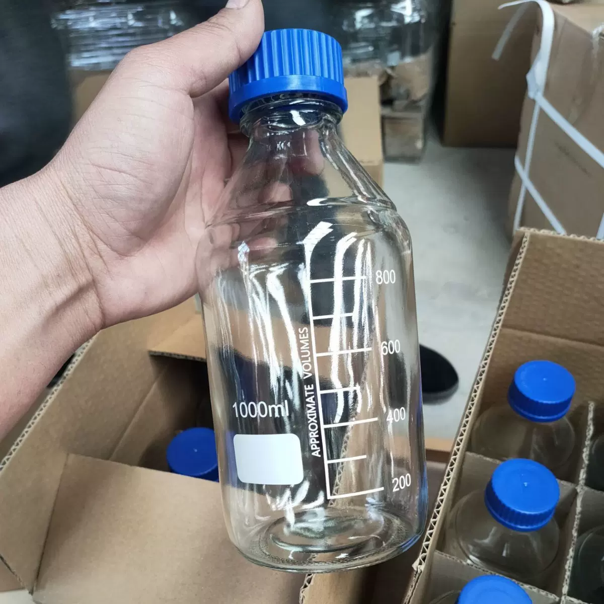 现货供应1000ML蓝盖试剂玻璃瓶螺丝试剂瓶玻璃瓶实验室取样瓶批发
