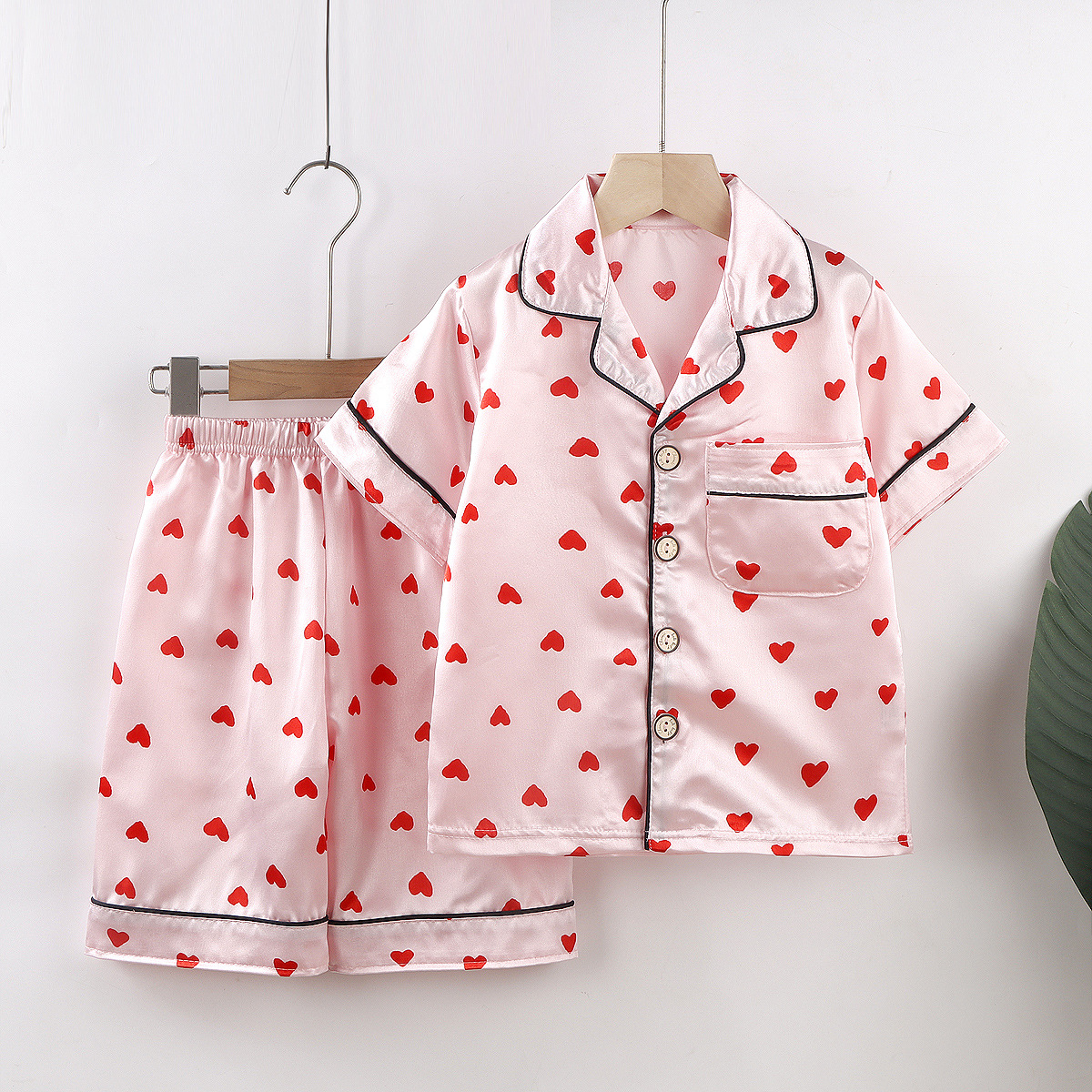 Children's spring and summer new boys' and girls' cartoon home ice silk short sleeve home clothes set light comfortable Pajama Set