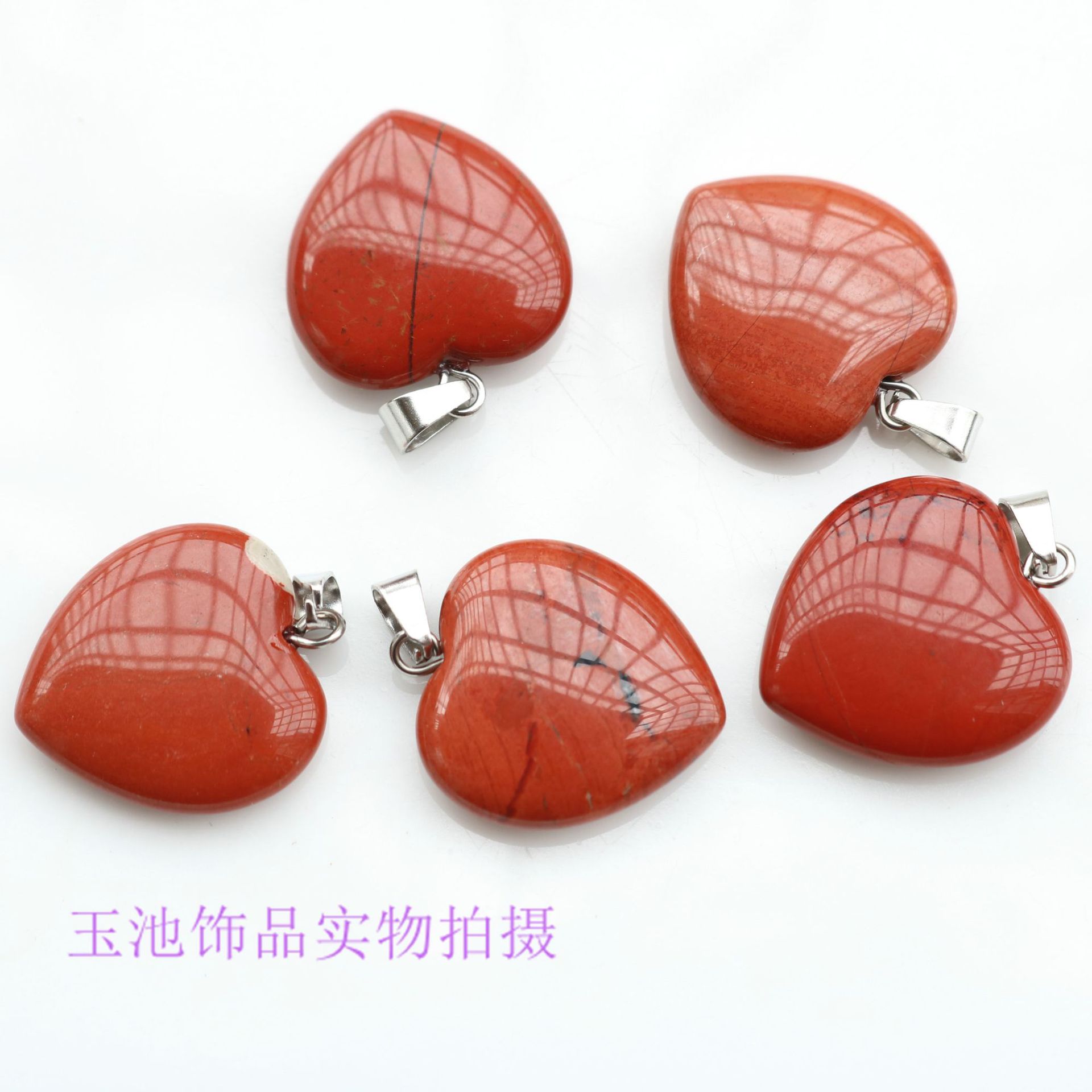 Venta transfronteriza de amor amor amor amoroso colgante verde Dongling pequeño corazón de melocotón colgante orejas accesorios diy