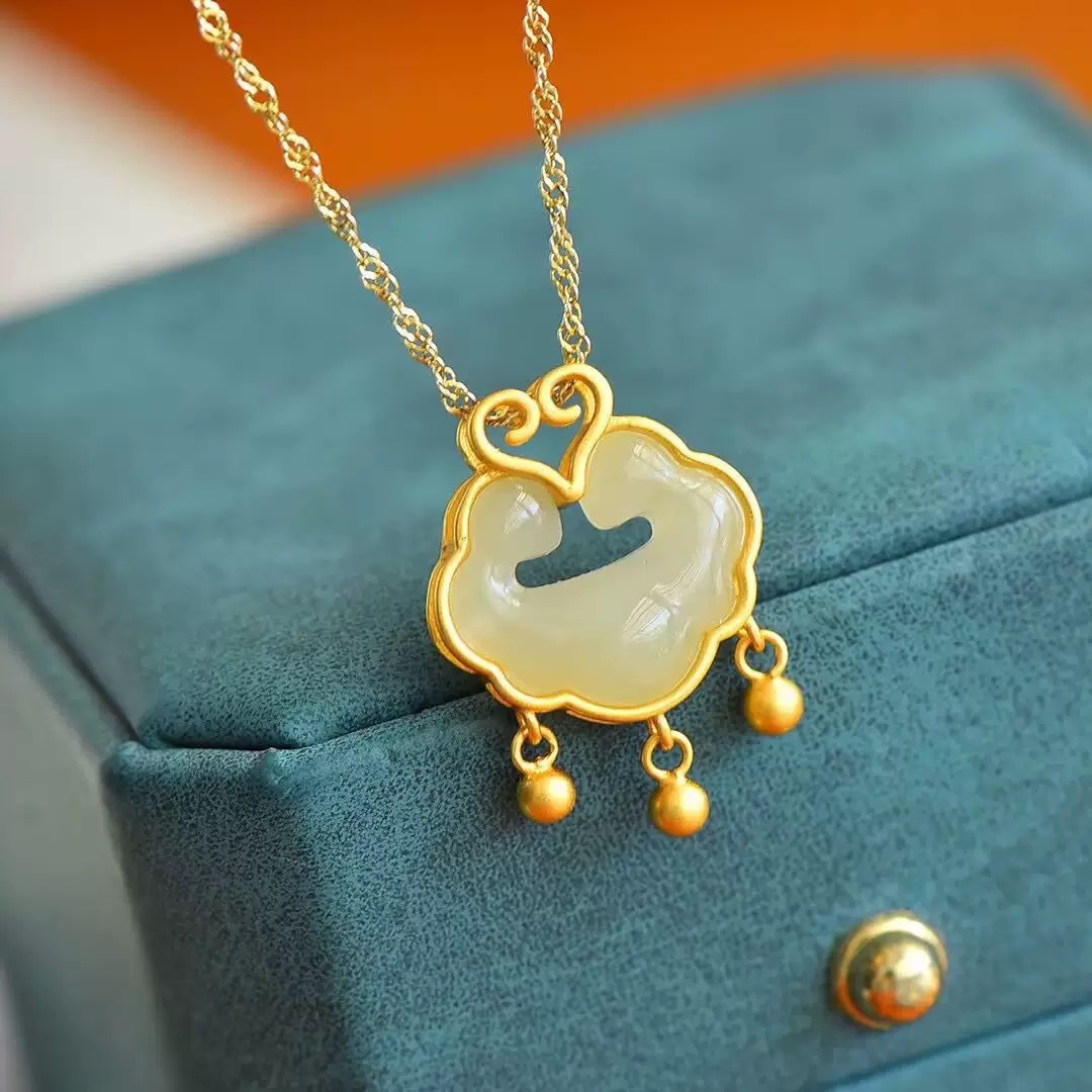 Ventas al por mayor en caliente nuevo collar de bloqueo de seguridad chino estilo antiguo femenino estilo de alta calidad collar tejido a mano estilo nacional personalidad