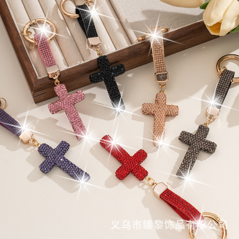 Amazon Cross-Border Soft Clay Cross Keychain with Diamonds, Cute Personalized Bag, Car Keychain Pendant, Fashionable