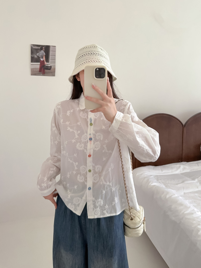 2025年秋装 文艺范提花刺绣小鱼宽松女士开衫长袖白衬衫批发