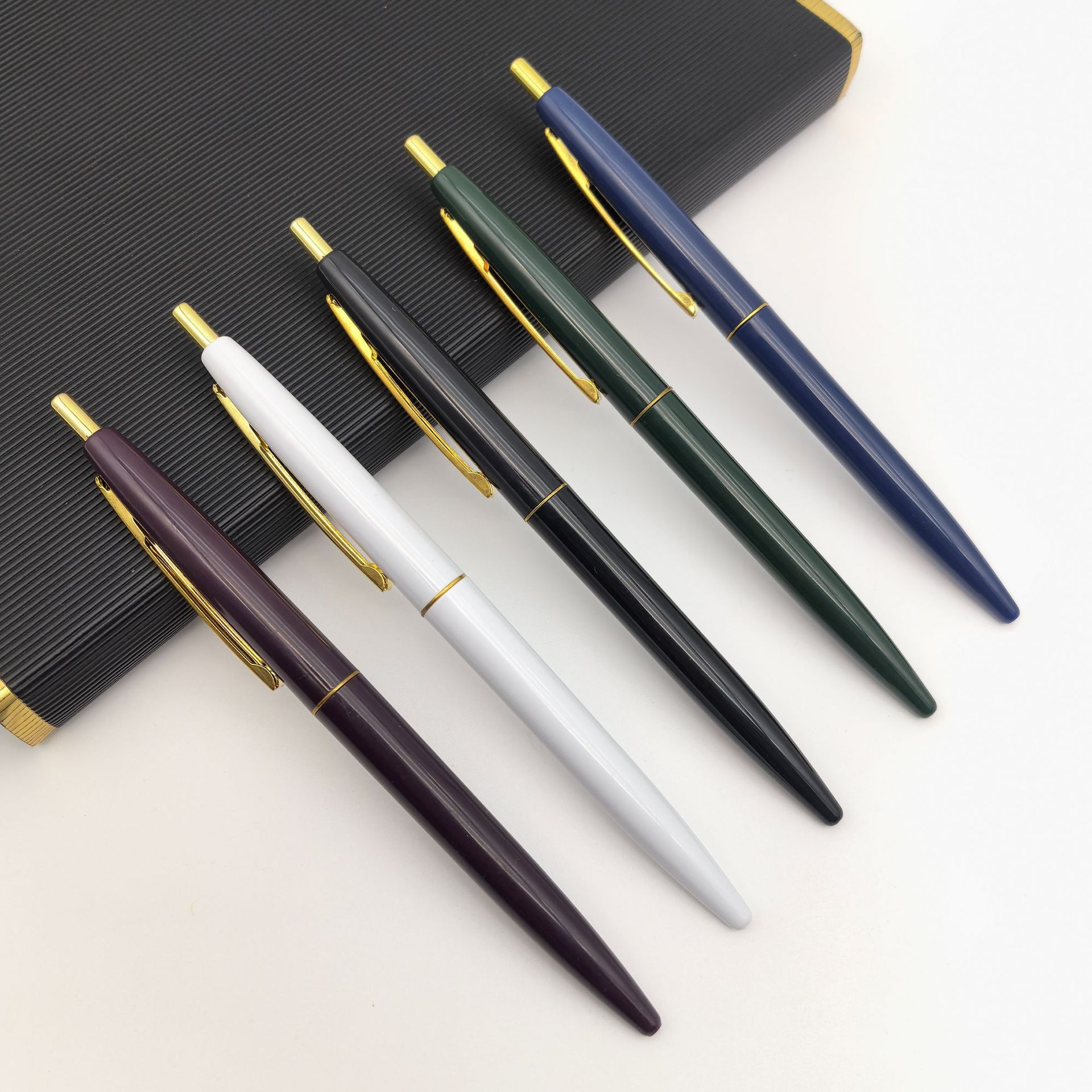 Personalizado clásico retro bolígrafo pequeño hotel Gaoshi puede hacer un conjunto de bolígrafo de promoción de publicidad de presión