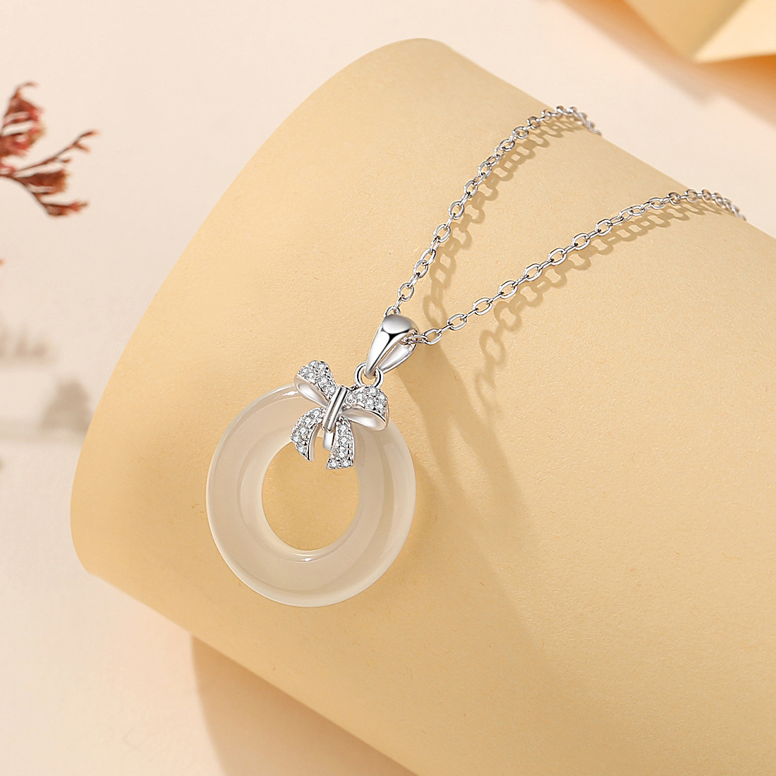 S925 plata blanco Jade hebilla de seguridad collar de las mujeres de moda nacional nuevo chino Rosa collar con diamante flor joyería al por mayor