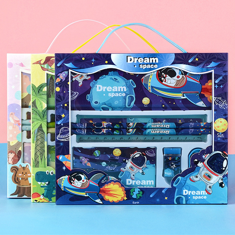 Astronaut Creative Stationery Set Gift Box for Children's Day, Kindergarten Graduation Gift, Primary School Learning Supplies