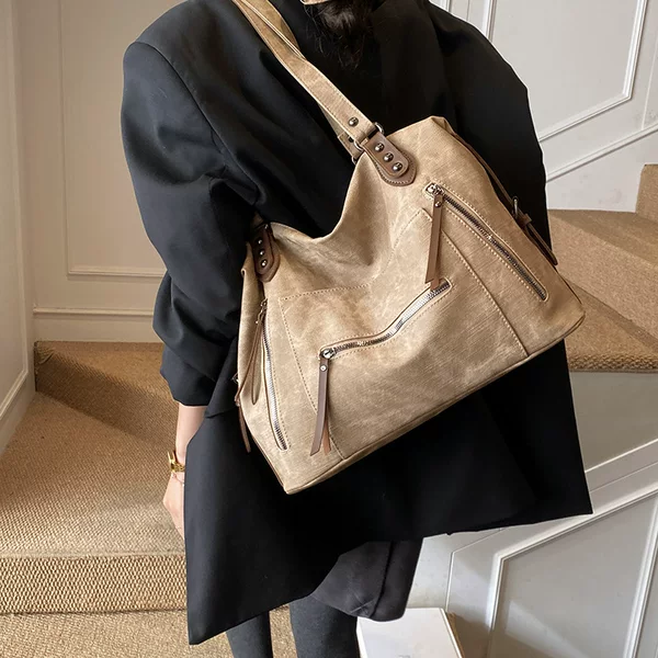 Retro Motorcycle Style Tote Bag for Women, Large Capacity, New Street Fashion Trendy Shoulder Bag, Commuting Casual Large Bag