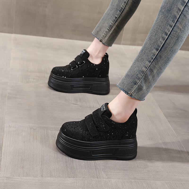 Giày sneaker nữ đế dày mặt lưới đính đá trắng — Màu đen