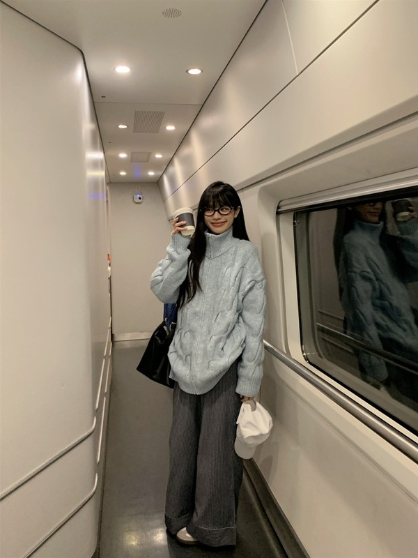 慵懒风奶fufu软糯麻花毛衣外套女秋冬百搭宽松温柔拉链针织开衫厚|undefined