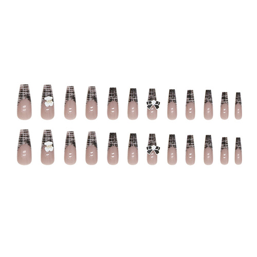 Black and white bow, cute and exquisite bear, diamond style, small fragrant style wearable nails, sweet ins style fake nails, manicure pieces