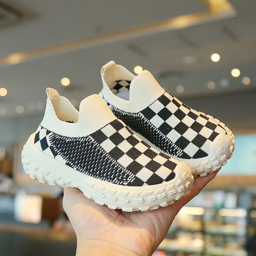Children's Sports Shoes 2024 Spring and Autumn New Boys' Casual Shoes Breathable Mesh Shoes Soft Sole Girls' Fly Knitted Shoes Baby Shoes