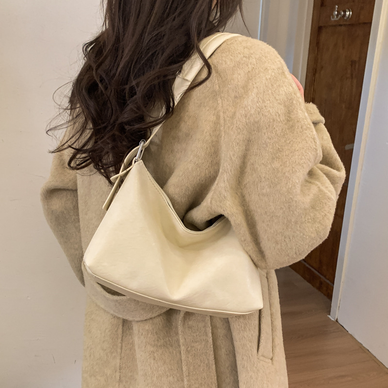 Bolso de viaje ocio coreano para mujeres retro hombro único bolso de bolsas de bolsas 2025 nuevo estilo de alta calidad sensación de cuero suave mochila