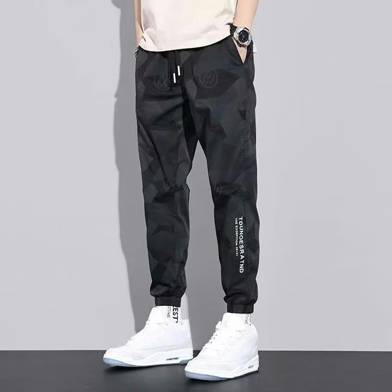 Elastic Drawstring Camouflage Cropped Pants for Men, Summer Export Ready Stock Wholesale, Jogger Cargo Pants, High Waist, Makes Legs Look Longer Elastic Drawstring Camouflage Cropped Pants for Men, Summer Export Ready Stock Wholesale, Jogger Cargo Pants, High Waist, Makes Legs Look Longer