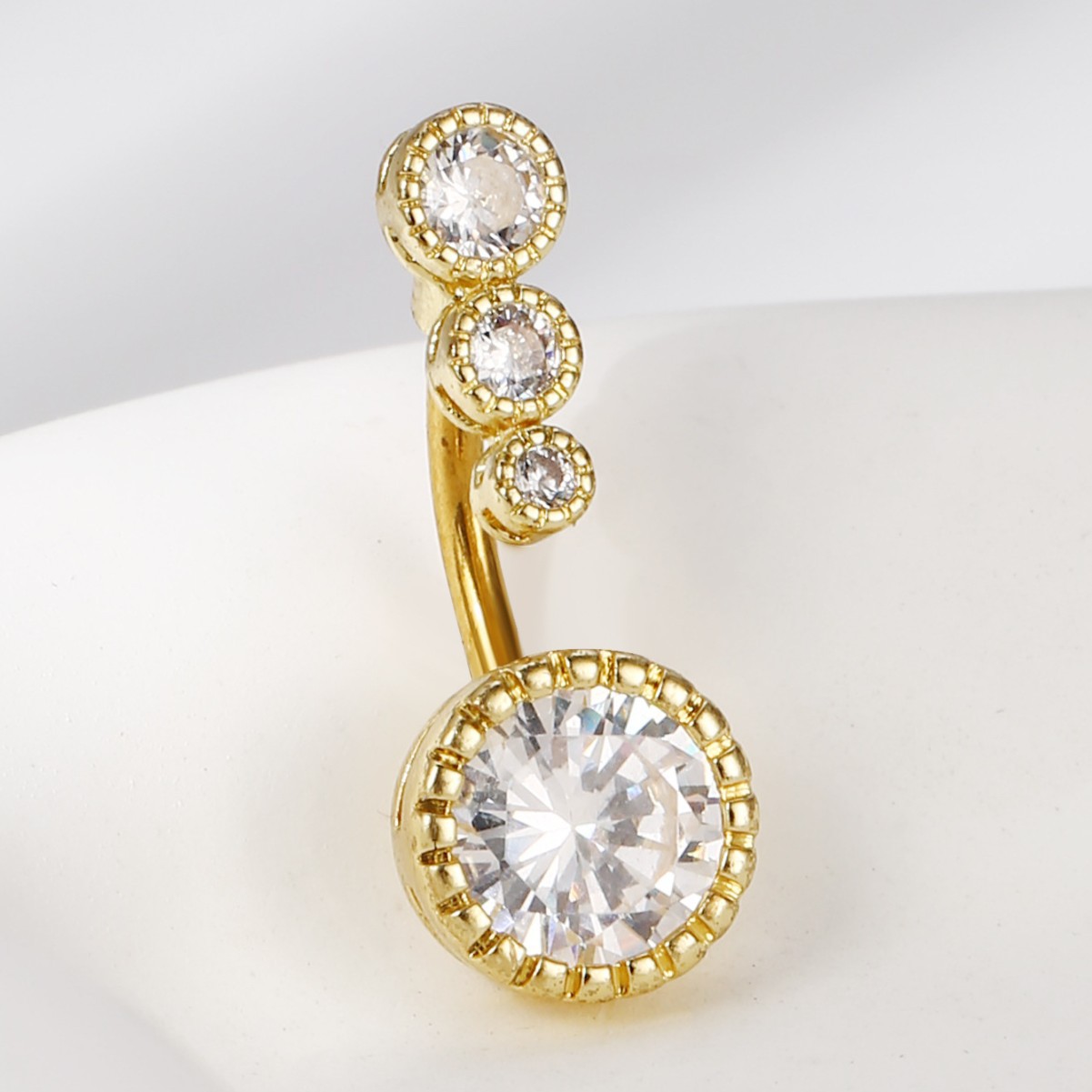 Bague de piercing nombril élégante et facile à porter, style européen moderne et épuré, en acier inoxydable orné de diamants._voghion.com