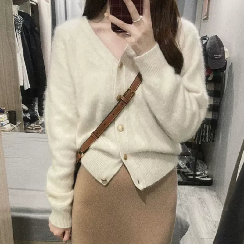 仿水貂绒毛衣外套女秋冬新款超好看奶fufu软糯V领针织开衫女