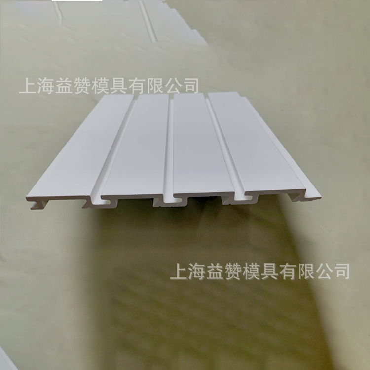 高密度PVC槽板批发 外墙装饰挂板免打孔凹槽手机配件展示挂板坑板