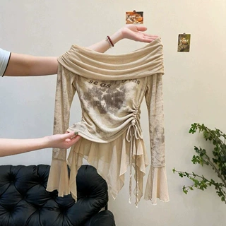 早秋巨好看荷叶边扎染一字肩长袖t恤女气质喇叭袖打底衫内搭上衣