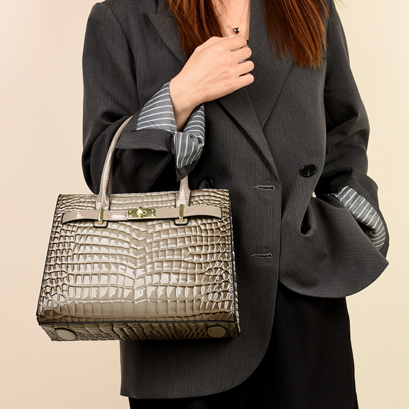 Tas licht luxe forens platina tas lakleer grote capaciteit all-match dames handtas damestas_voghion.com