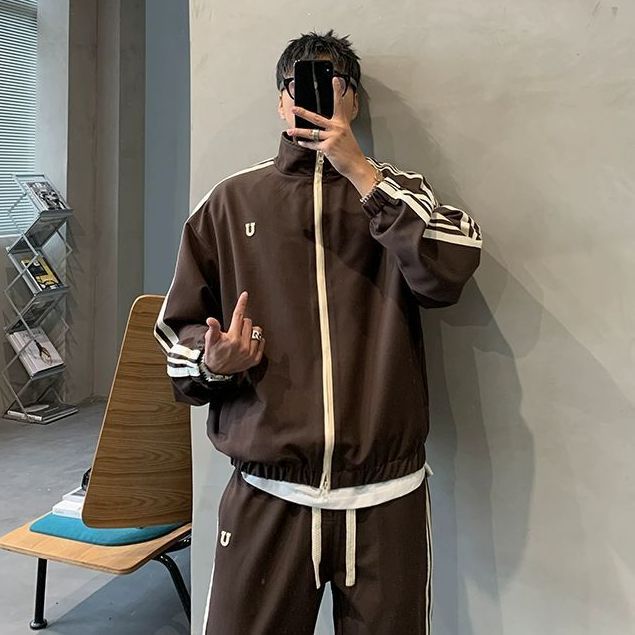 Suministro directo de fábrica 2024 primavera nueva chaqueta casual cuello alto para hombre chaqueta deportiva suelta para estudiantes de moda coreana