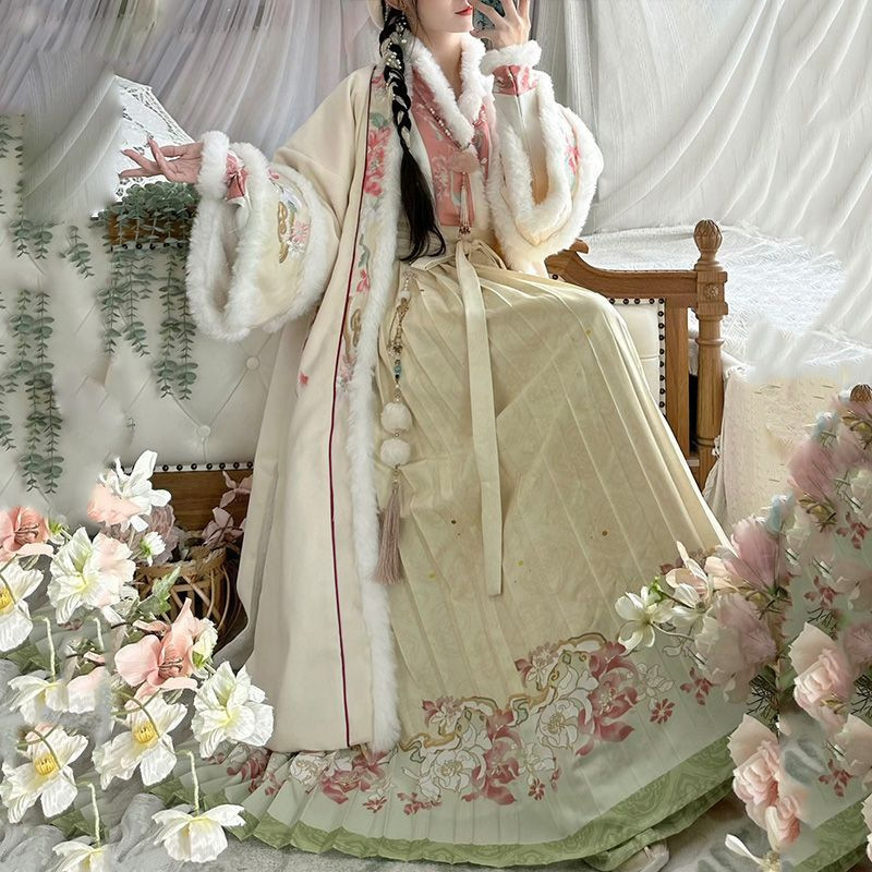 Winter Song-made Hanfu Women's fleece-lined Thickened Embroidered Pair-breasted Long Coat with Collar Daily Wearing Ancient Costsize Pleated Skirt Waist-length Winter Song-made Hanfu Women's fleece-lined Thickened Embroidered Pair-breasted Long Coat with Collar Daily Wearing Ancient Costsize Pleated Skirt Waist-length