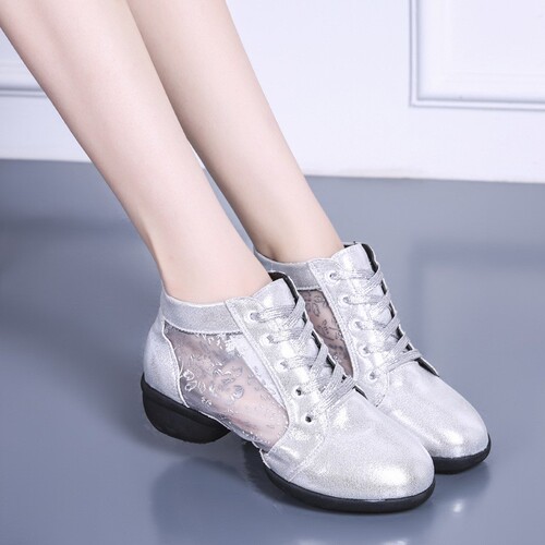 Meidemei's new spring and summer dance shoes for women, mesh breathable dance shoes, square dance shoes, hollow soft-soled dance shoes