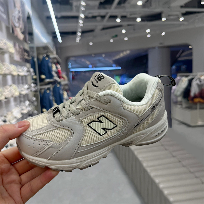 nb530 子供靴 2025 春夏新作メッシュ通気性スポーツシューズ親子男性と女性の子供のお父さんの靴|undefined