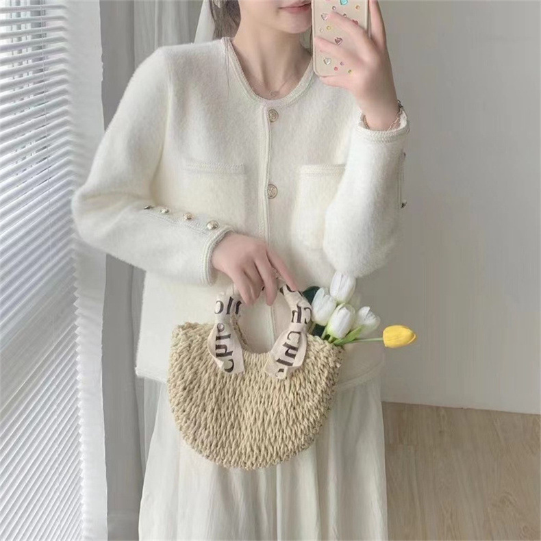 Chaqueta de punto de estilo francés blanco fragante de estilo de invierno de otoño de mujeres nuevo diseño de moda de mujer exquisita chaqueta suelta