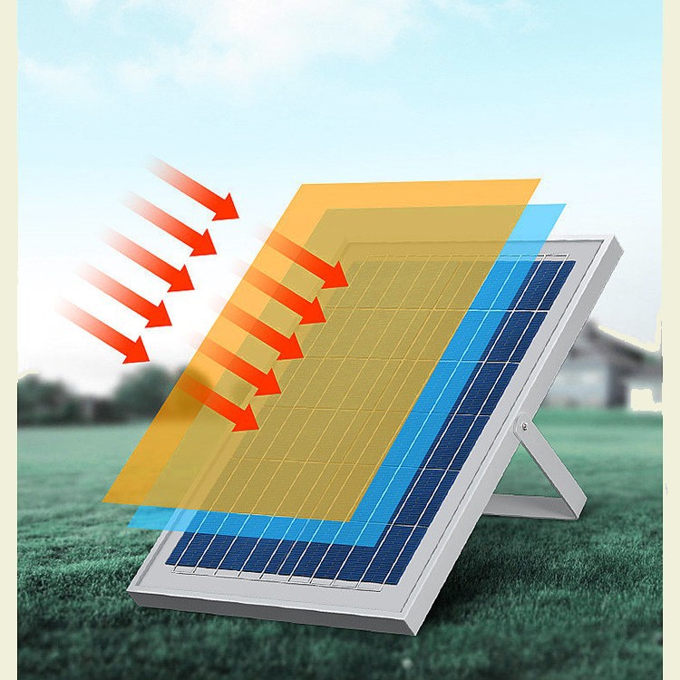 Ventilador de carga solar, fuerte viento doméstico, batería silenciosa vertical, ventilador de movimiento de cabeza, camping al aire libre, portátil