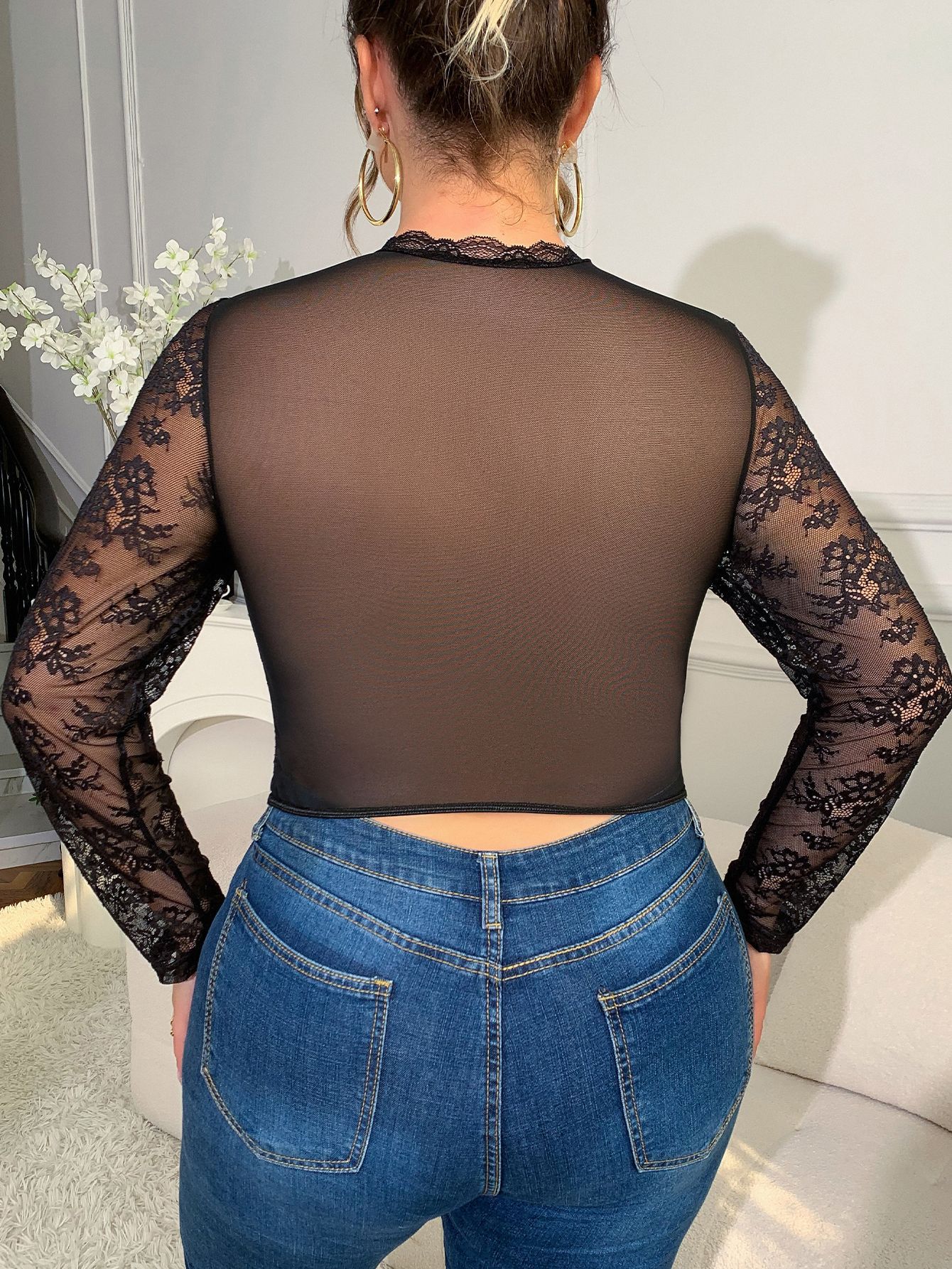Nuevo estilo europeo y americano gordo mm chica caliente encaje delgado malla costura encaje sexy hueco perspectiva hueso de pescado anillo de acero top