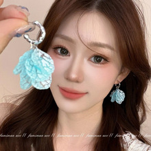 �{ɫ���}���hŮ2025�¿��ļ��������K����߼��ж�ᔶ����������