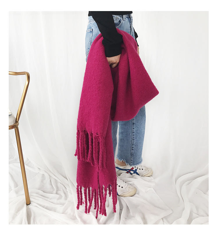 Women's Fashion Solid Color Polyester Tassel Winter Scarves display picture 8