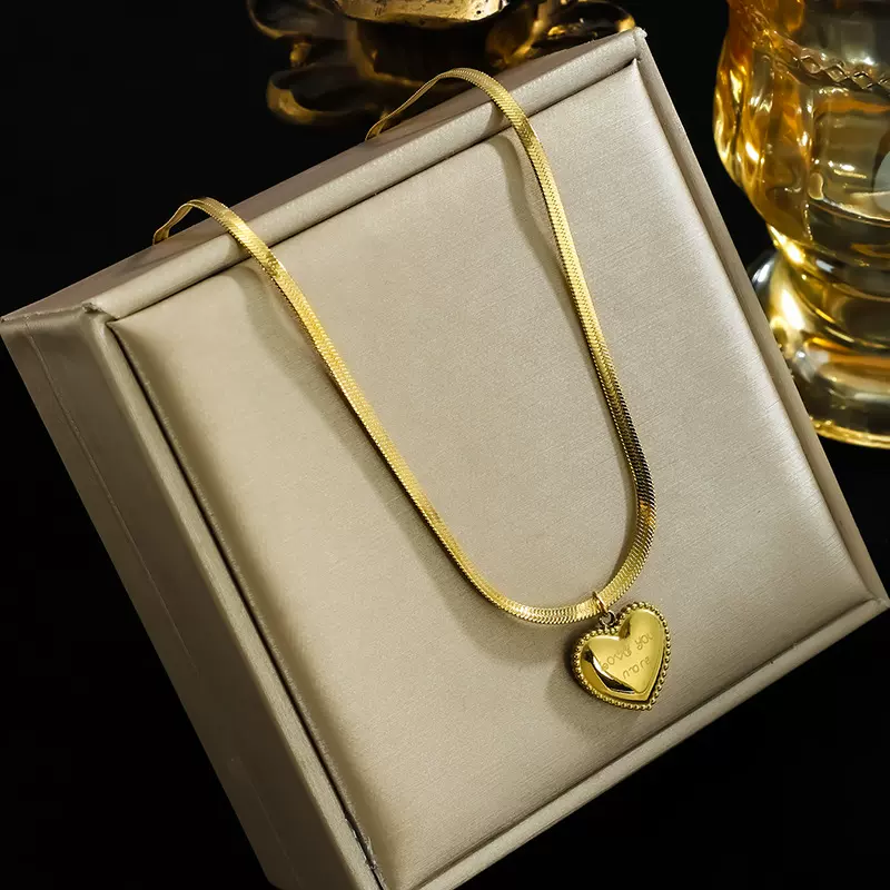 欧美love爱心项链女锁骨链钛钢简约吊坠网红ins森系百搭蛇链项链