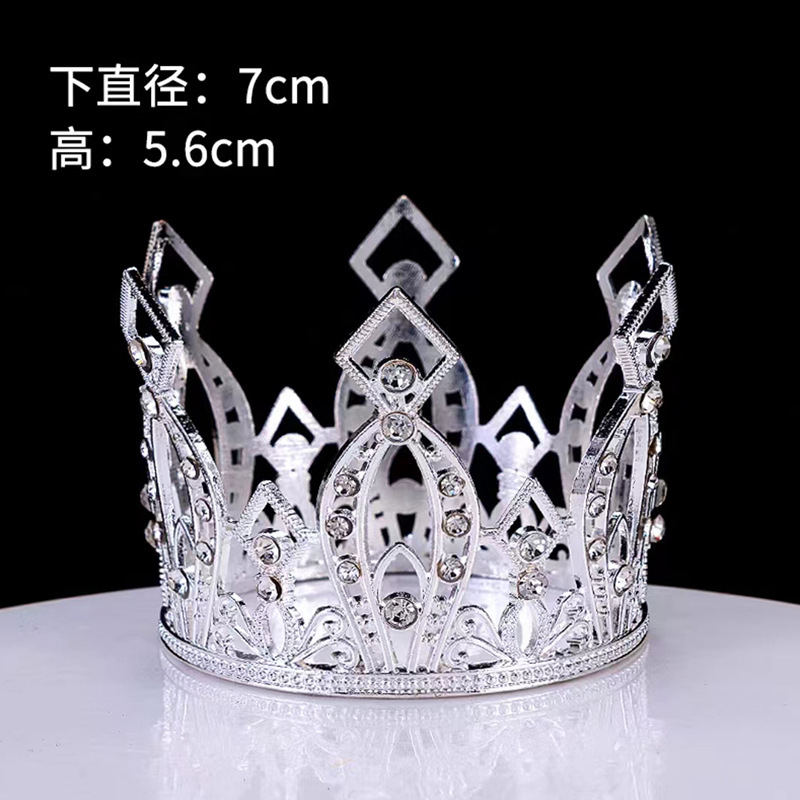 Ventas calientes de corona de cumpleaños de la reina torta decoración horneado adornos de perlas redondas flores de novia corona al por mayor